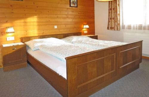 Gortipohl Apartment | Relax at Haus Corinna: Guest Rated 9.8 with Lake Views