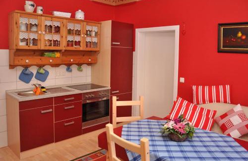 Bermbach Apartment | Family-Friendly Retreat at Haus Martin Awaits Your Arrival