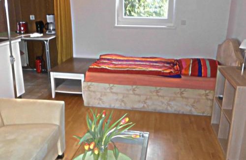Mitte House | Discover Comfort at Haus der Kunst - Family-Friendly Stay