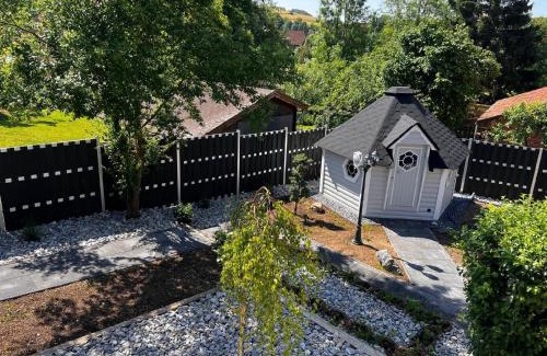 Barbis House | Haus der Möglichkeiten: Perfect for 12 with Outdoor Sauna