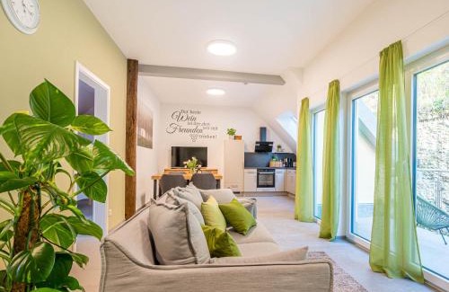 Retzbach Apartment | Discover Haus der Weinfreunde: Family-Friendly Comfort
