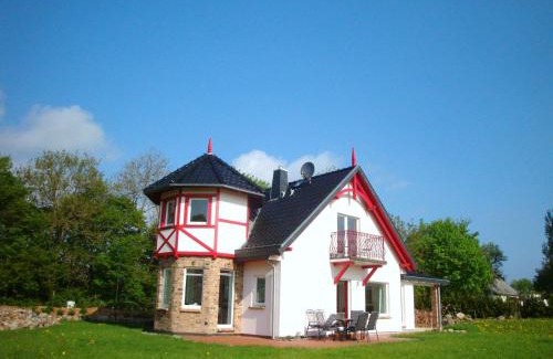 Rakow House | Discover Oceanfront Bliss at Haus Dornröschen