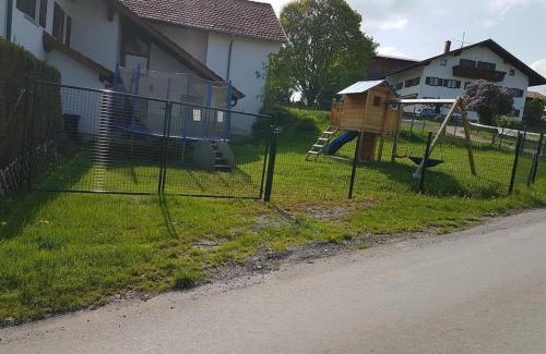 Hopferau Apartment | Pet-Friendly Retreat at Haus Echtler - Guest Rated 9.1
