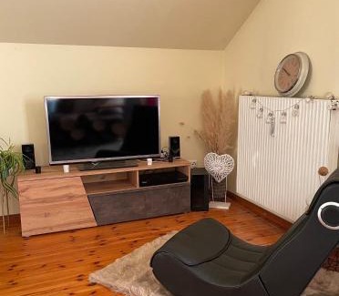 Thorl Apartment | Family-Friendly Stay at Haus Edeltraut - Rated 9/10