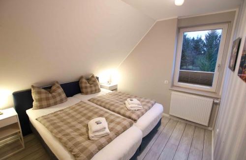 Scheessel Apartment | Family-Friendly Haus Eichenhain in Hamburg - Top Rated Stay