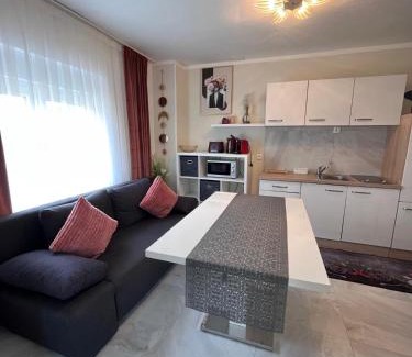 Jadranovo House | Top-Rated Haus EL MILO: Family-Friendly with Kitchen Amenities