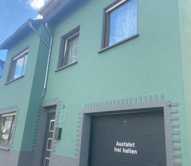 Klotten Apartment | Haus Elsternest: Pet-Friendly Retreat with 10/10 Guest Ratings
