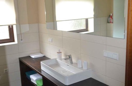 Dahn Apartment | Family-Friendly Haus Emil unter der Burg with High Ratings