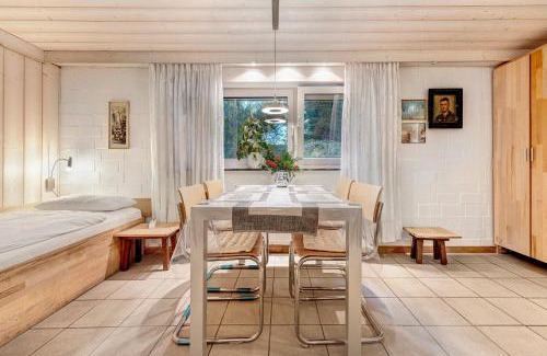 Region Hannover District Apartment | Family-Friendly Stays at Haus Erna am Deister Apartment