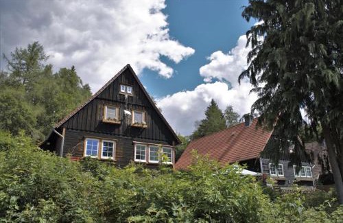 Schierke Apartment | Family-Friendly Retreat at Haus Erna Schierke - Rated 9/10