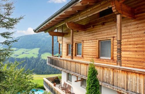 Alpbach Apartment | Welcoming Haus Fernwald: Pet & Child-Friendly Retreat
