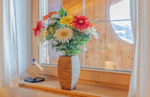 Alpbach Apartment | Welcoming Haus Fernwald: Pet & Child-Friendly Retreat
