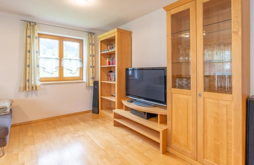 Rettenberg Apartment | Family-Friendly Retreat at Haus Göhl with Top Ratings