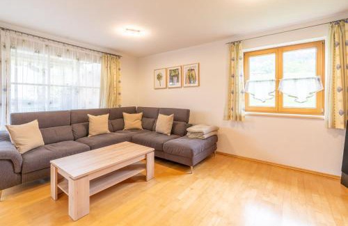 Rettenberg Apartment | Family-Friendly Retreat at Haus Göhl with Top Ratings