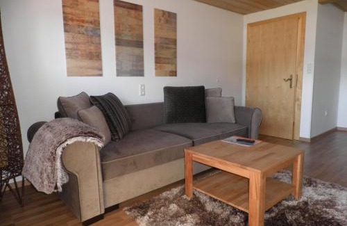 Reutte Apartment | Family-Friendly Retreat at Haus Glätzle - Rated 9.3/10