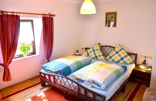 Hagnau Apartment | Family-Friendly Stays at Haus Gnädinger with Great Reviews