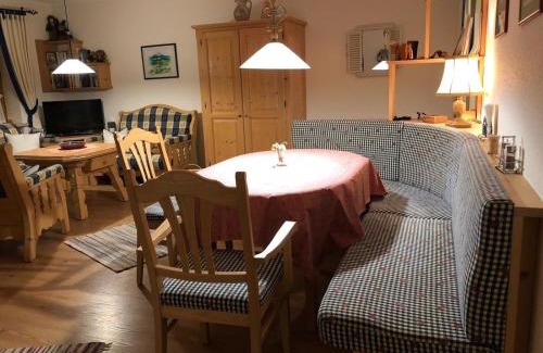 Wertach Apartment | Family-Friendly Retreat at Haus Grüntensee - Book Your Stay