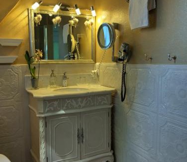 Sasbachwalden Apartment | Experience Haus "Guck - ins - Tal": Pet & Child Friendly Stay