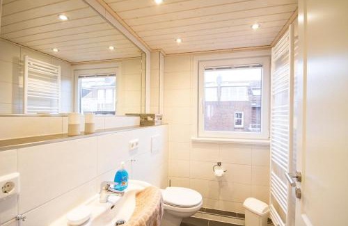 Wittduen House | Discover Haus Halligenblick Amrum: Family & Pet Friendly Stay