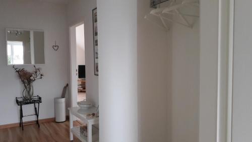 Osterronfeld Apartment | Budget-Friendly Stay at Haus Hansen with Child-Friendly Amenities