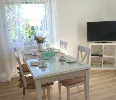 Obernheim Apartment | Haus Heimatliebe: Oceanfront Retreat with High Guest Ratings