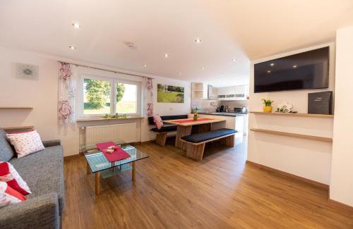 Uehlingen-Birkendorf House | Haus Hilda Fechtig: Guest Rated 9.7 & Pet Friendly Stay