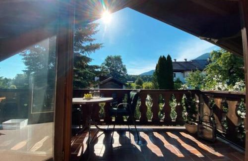 Sonnen Apartment | Delightful Alpine Retreat with Pool and Ocean Views