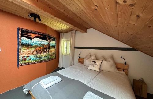 Stumm Apartment | Family-Friendly Retreat at Haus I'mperfect with Hot Tub