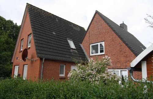 Niebuell House | Family-Friendly Retreat at Nordseebrise Niebüll