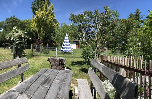 Pohl House | Comfortable Retreat at Haus Innerdorf - Pool & Breakfast