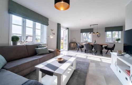 Oevenum House | Family-Friendly Getaway at Haus Inselurlaub Hausteil 1