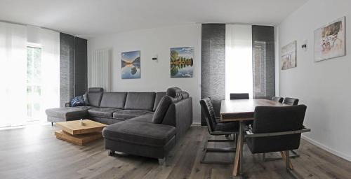 Klotten Apartment | Pet-Friendly Retreat at Haus Josef Klotten with High Ratings