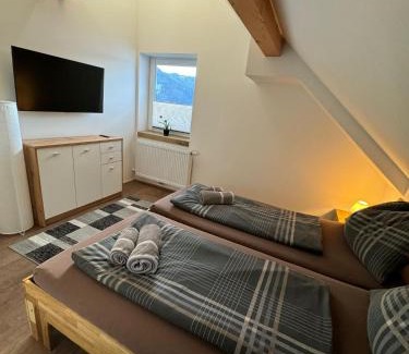 Pichl-Kainisch Apartment | Pet-Friendly Haus Kampl - Oceanview Appartements in Grundlsee
