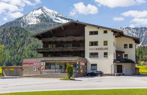 Achenkirch Apartment | Pet-Friendly Retreat at Haus Karoline with Ocean Views