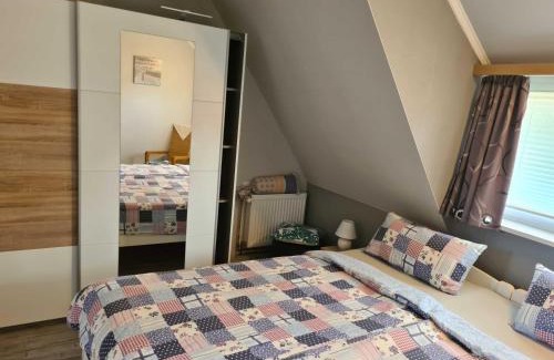Barssel Apartment | Family-Friendly Stay at Haus Katharina with 9.5 Rating
