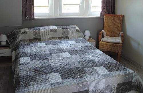 Barssel Apartment | Family-Friendly Stay at Haus Katharina with 9.5 Rating