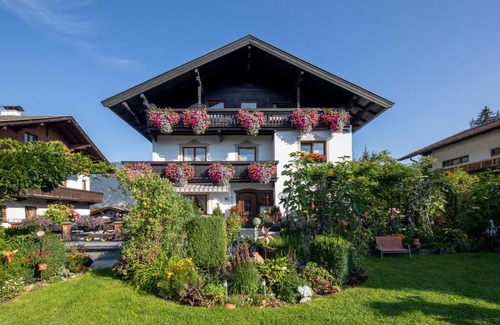 Reith im Alpbachtal Apartment | Family-Friendly Haus Konrad with Excellent Guest Ratings