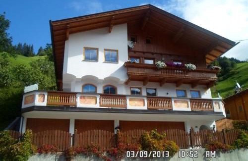 Gerlosberg Apartment | Child-Friendly Retreat at Haus Kröll Elisabeth - Rated 9.7/10