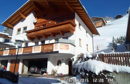 Gerlosberg Apartment | Child-Friendly Retreat at Haus Kröll Elisabeth - Rated 9.7/10