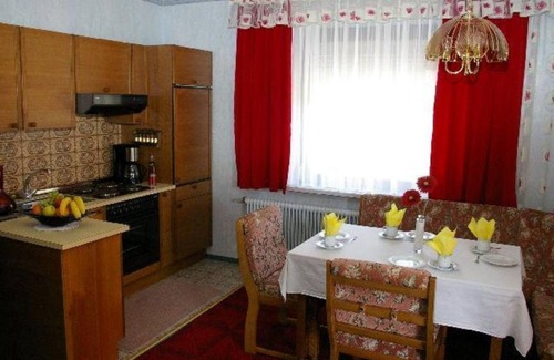 Millstatt Apartment | Haus Krainz: Family-Friendly Ocean View Retreat