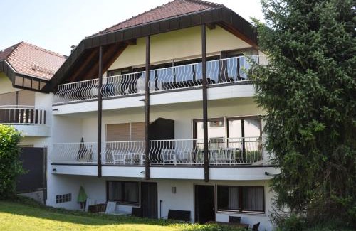Langenargen Apartment | Pet-Friendly Retreat at Haus Kubus - Guest Rated 8.3/10