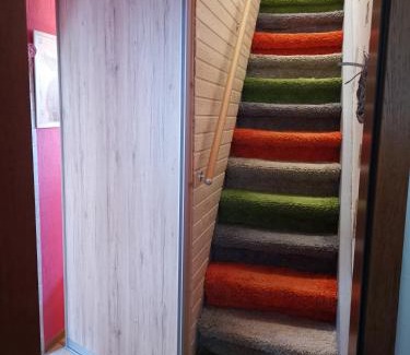 Mehlingen Apartment | Charming Haus Kunterbunt: Pet & Child-Friendly Haven