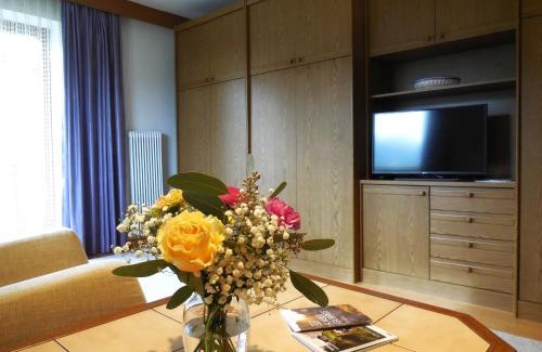 Durchholzen Apartment | Welcoming Haus Kurz Matthäus: Top-Rated Family & Pet Stay