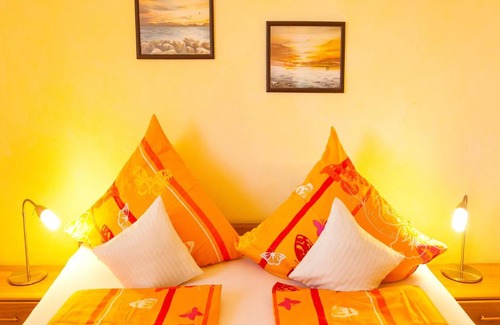 Ruhstorf Apartment | Beachfront Bliss at Haus Lindenfeld: Rated 9.3/10!