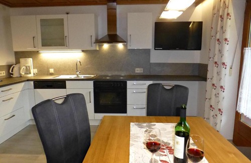 Gortipohl Apartment | Family-Friendly Retreat at Haus Mälla with Kitchen Access