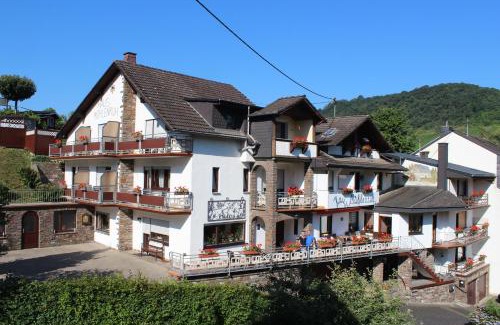 Bruttig House | Inviting Haus Mühlenruh with Fireplace & Hot Tub Amenities
