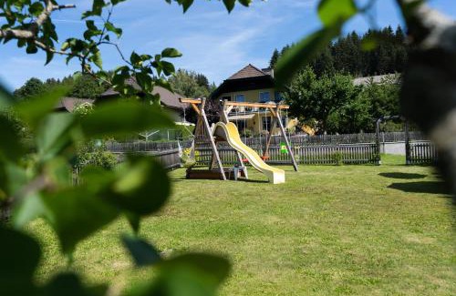 Mariapfarr Apartment | Relaxing Retreat at Haus Mandl: 10/10 Guest Rated Stay