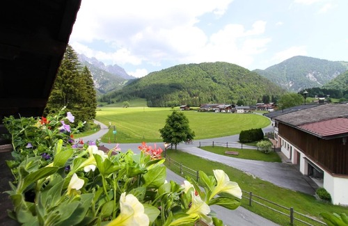 St. Ulrich Am Pillersee Apartment | Guest Rated 10/10: Haus Mitterhorn in PillerseeTal