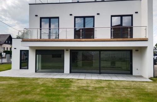 Langenzersdorf House | Family-Friendly Retreat with Garden Near Vienna
