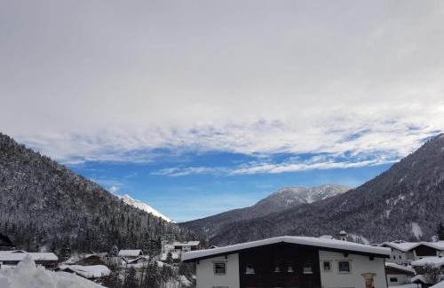 Scharnitz Apartment | Family-Friendly Retreat at Haus Monika - Guest Rated 9/10